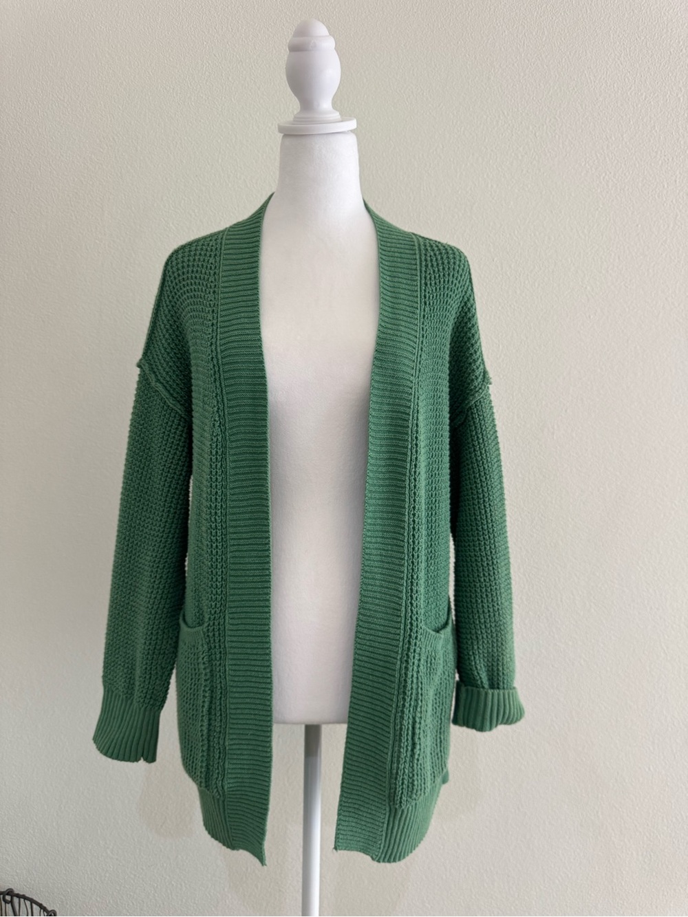 Universal Thread Green Open-Front Knit Cardigan